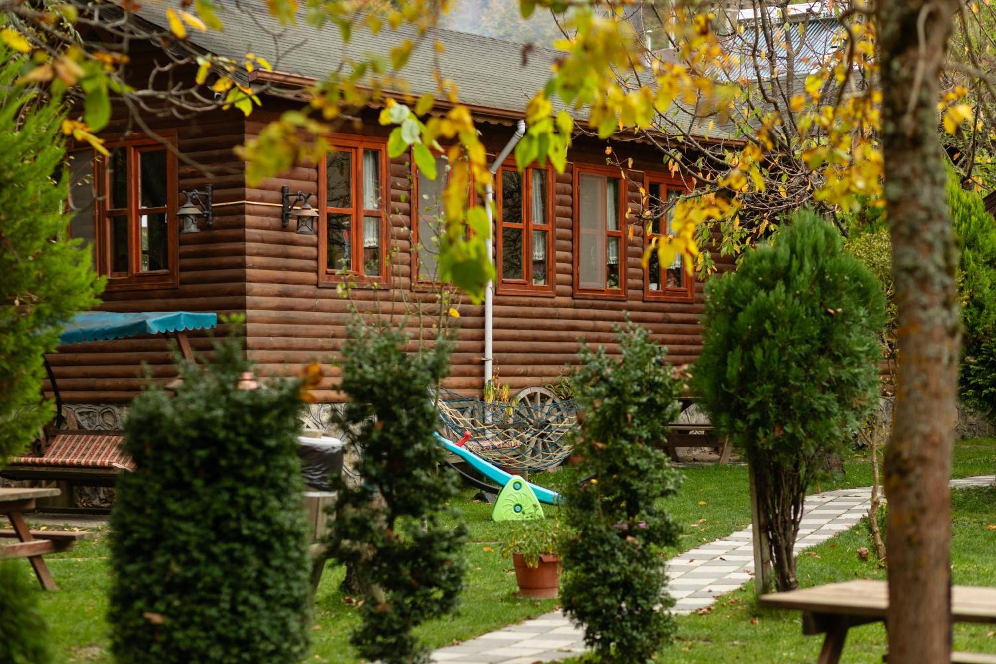 Abant Doga Koeskue Acomodação com café da manhã Bolu Exterior foto
